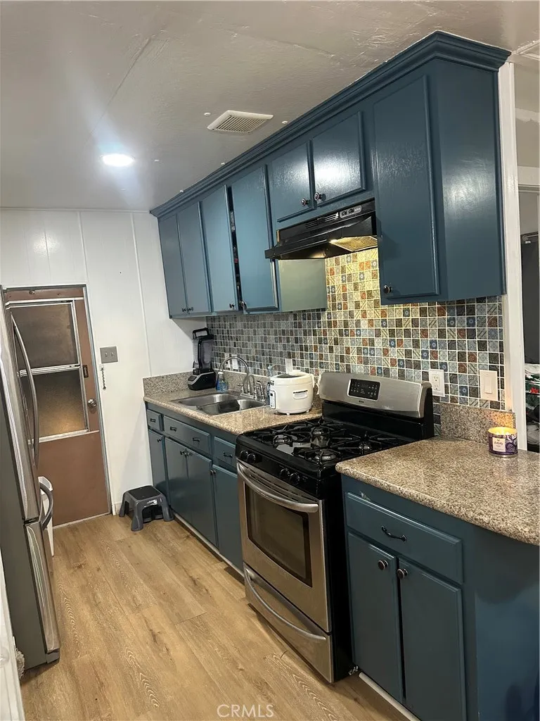 250 North Linden Avenue, Unit 148 Rialto, CA 92376 - Photo 5 of 16