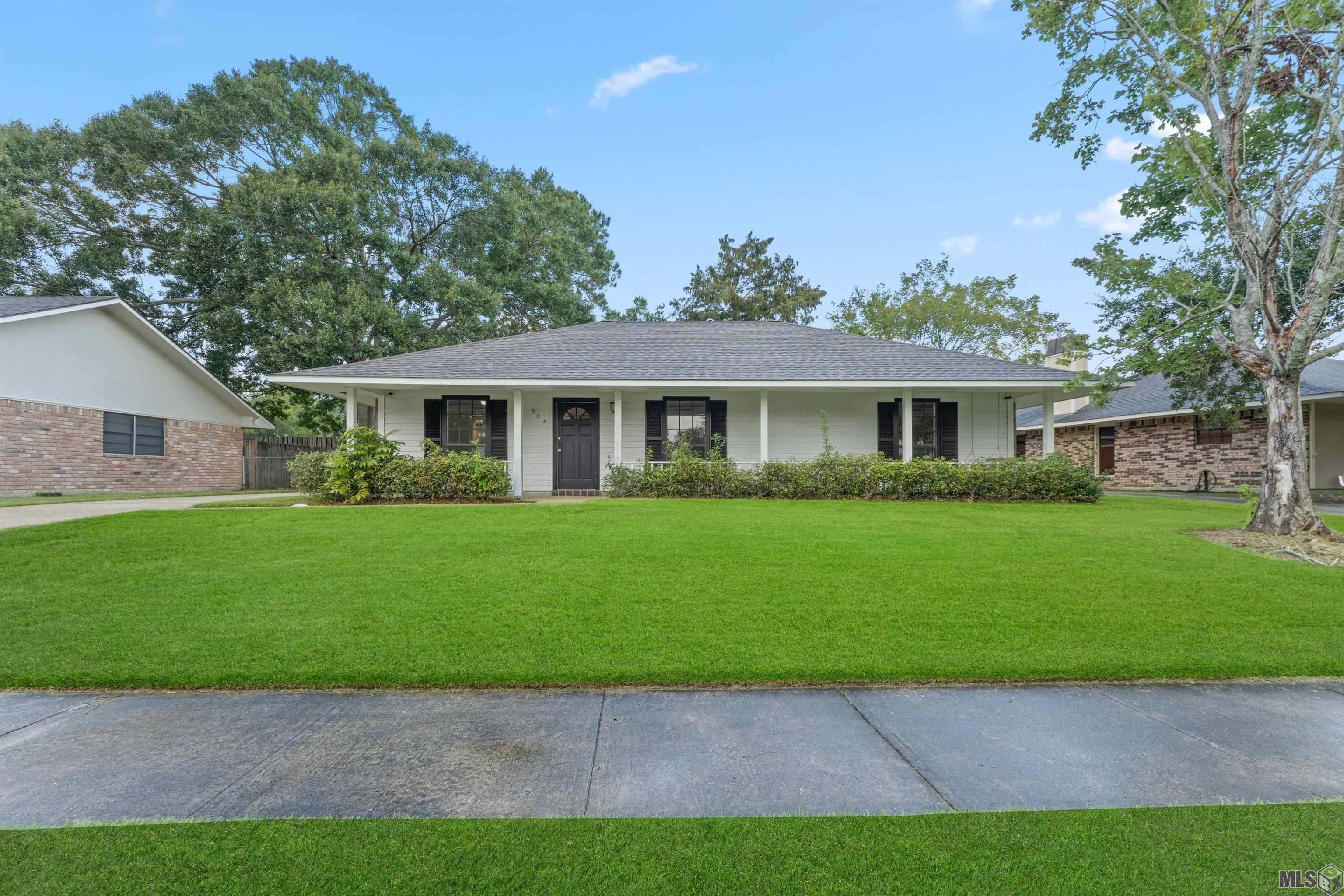 8044 President Drive Baton Rouge, LA 70817 - Photo 1 of 25 Gallery Image 1
