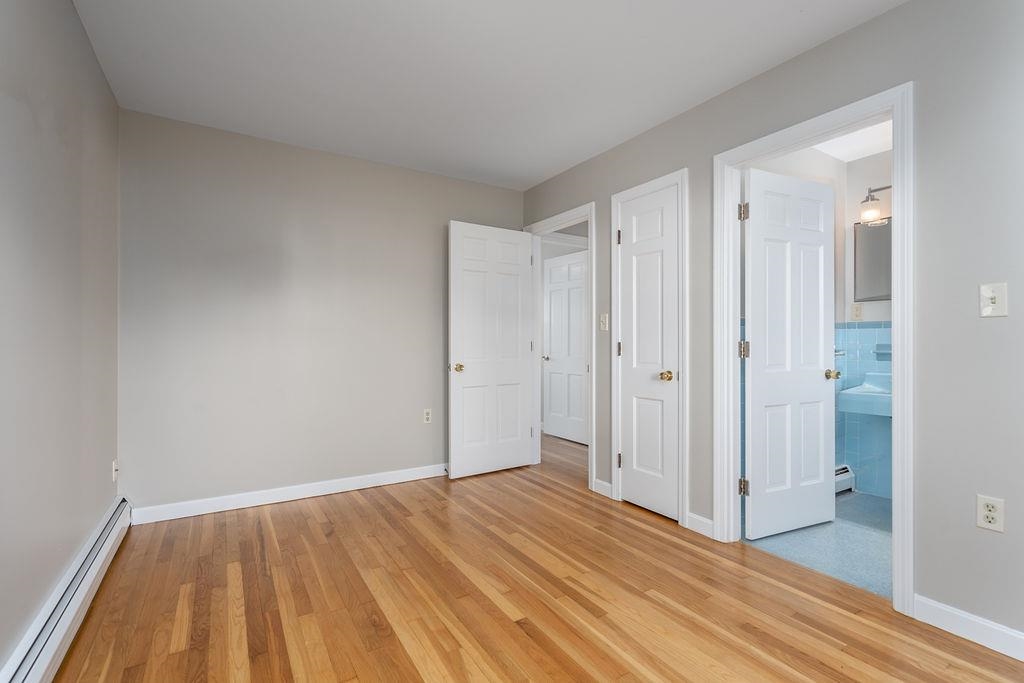 1047 Dover Road Epsom, NH 03234 - Photo 19 of 30