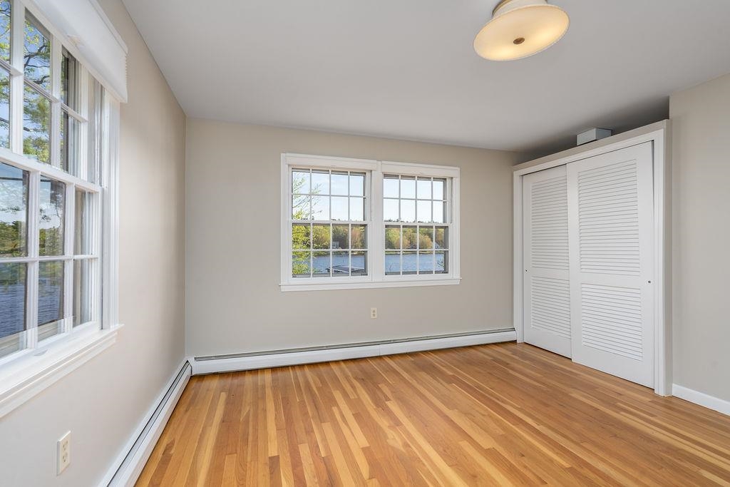 1047 Dover Road Epsom, NH 03234 - Photo 21 of 30