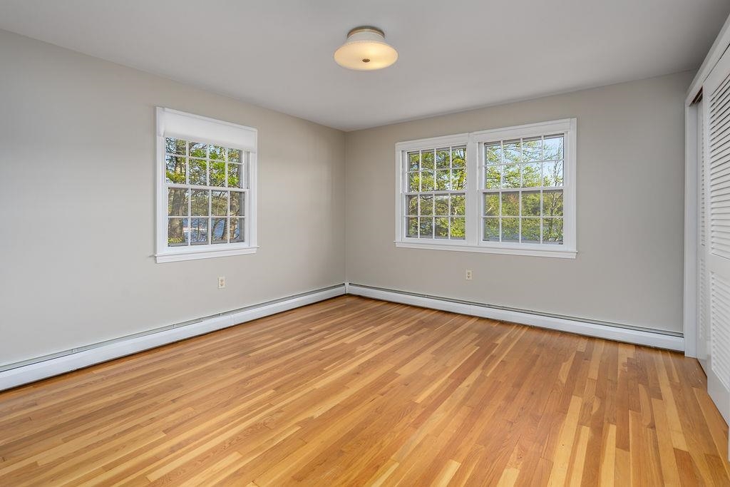 1047 Dover Road Epsom, NH 03234 - Photo 22 of 30