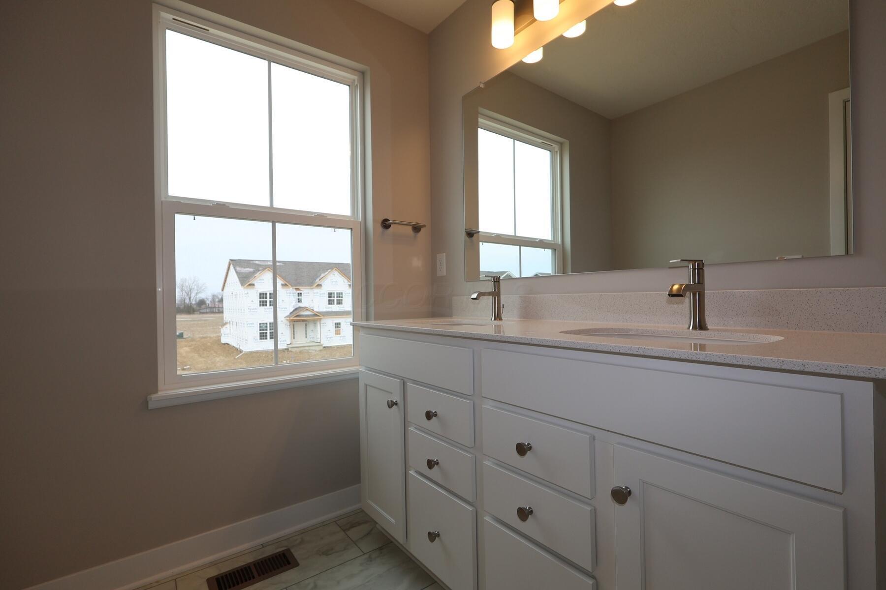 3058 Brian Way Delaware, OH 43015 - Photo 12 of 25 Bathroom