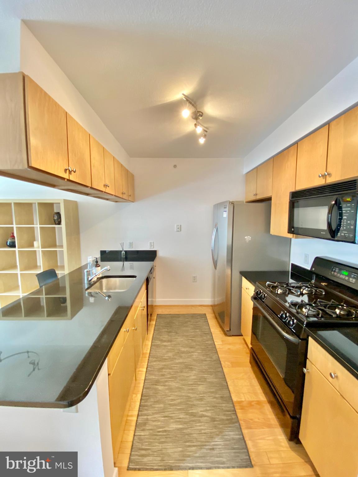 1117 10th Street Northwest, Unit 803 Washington, DC 20001 - Photo 11 of 31
