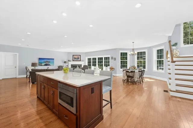 $1,289,000 | 246 Washington Street, Franklin, MA 02038