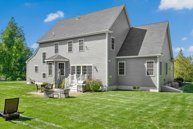 $1,289,000 | 246 Washington Street, Franklin, MA 02038