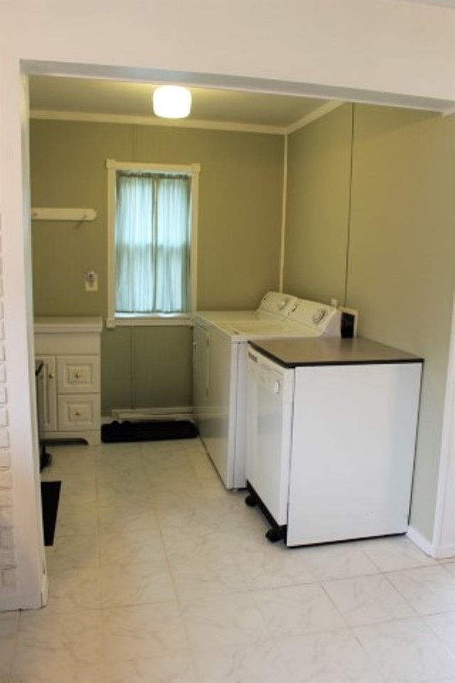 8257 Corunna Road Flint, MI 48532 - Photo 11 of 37 31376977-10.JPG