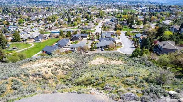 $95,000 | 1530 Skyline Drive, Wenatchee, WA 98801