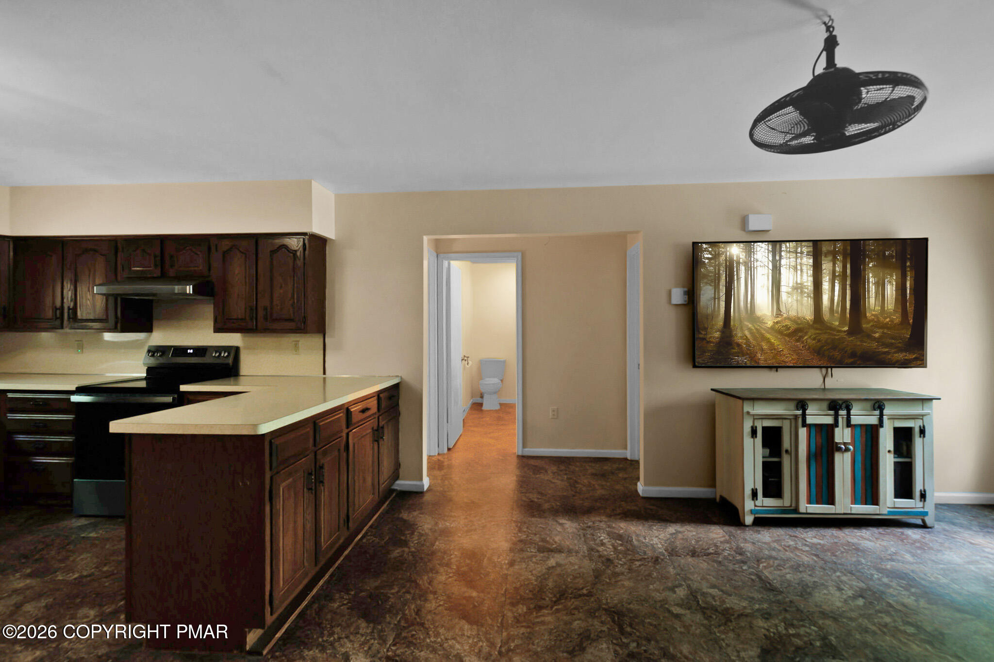 256 Sundance Road Effort, PA 18330 - Photo 59 of 82 Kitchen/Living