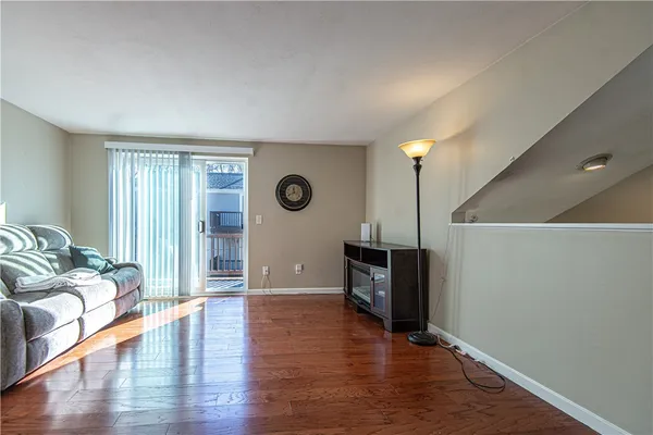 $349,900 | 351 New London Avenue, Unit 408, Warwick, RI 02886