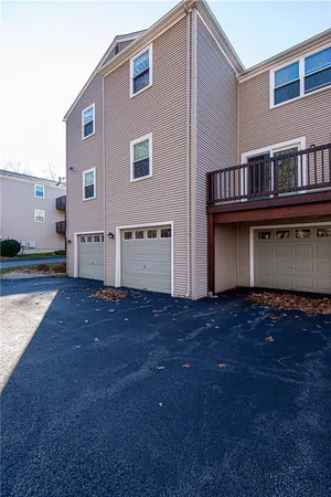 $349,900 | 351 New London Avenue, Unit 408, Warwick, RI 02886