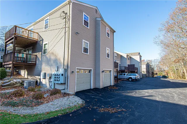 $349,900 | 351 New London Avenue, Unit 408, Warwick, RI 02886