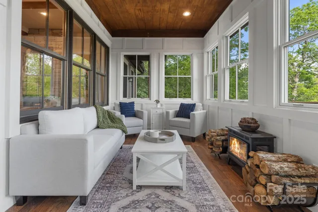 $1,297,000 | 48 Bear Foot Lane, Highlands, NC 28741