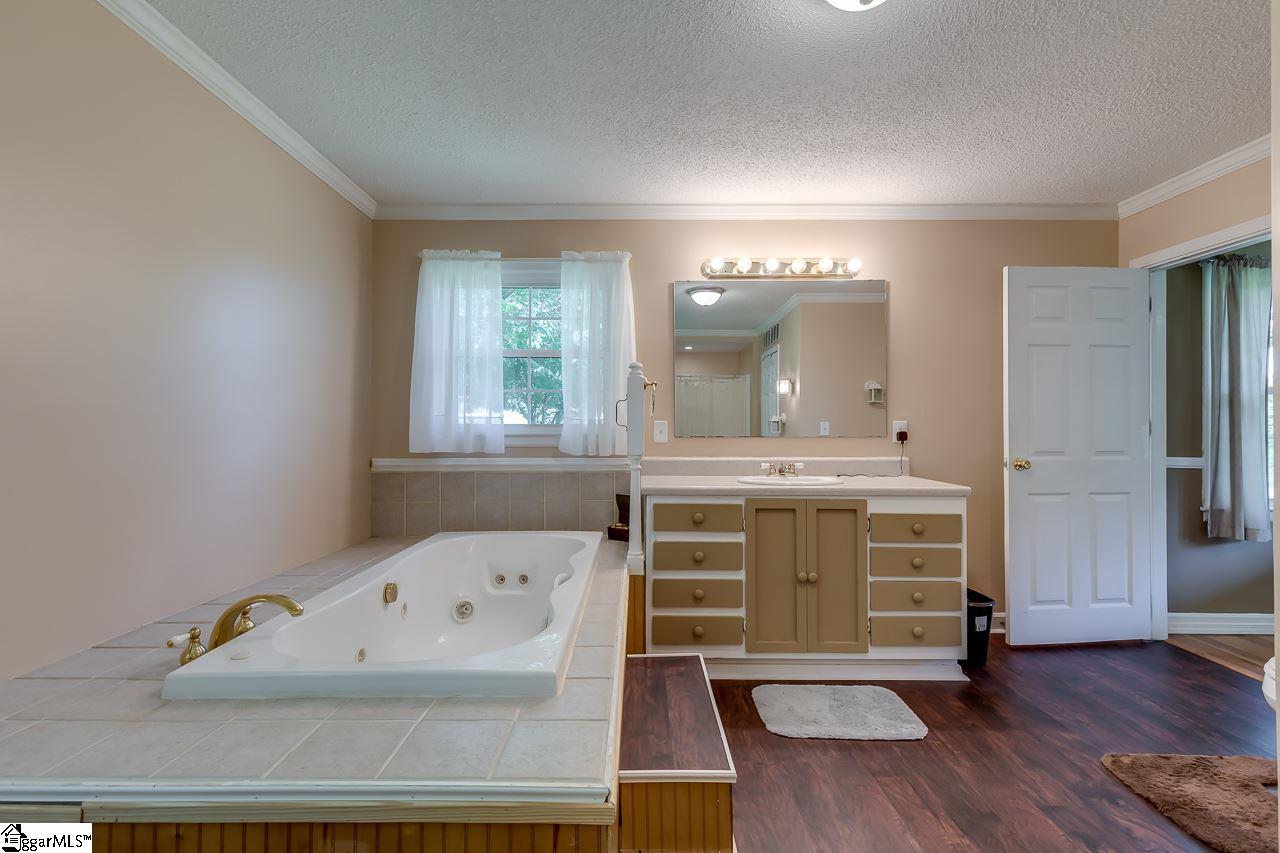 758 Zion School Road Easley, SC 29642 - Photo 28 of 36