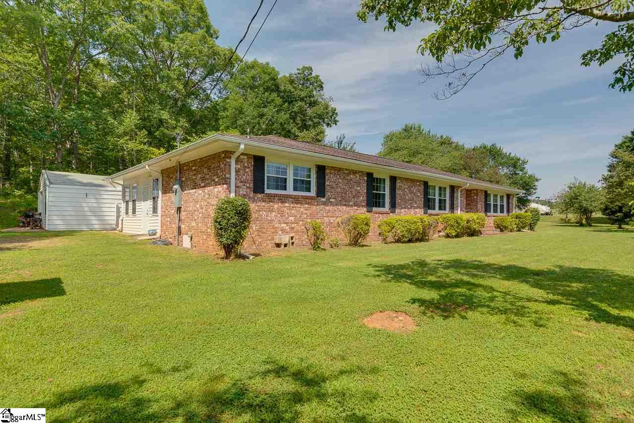 758 Zion School Road Easley, SC 29642 - Photo 4 of 36