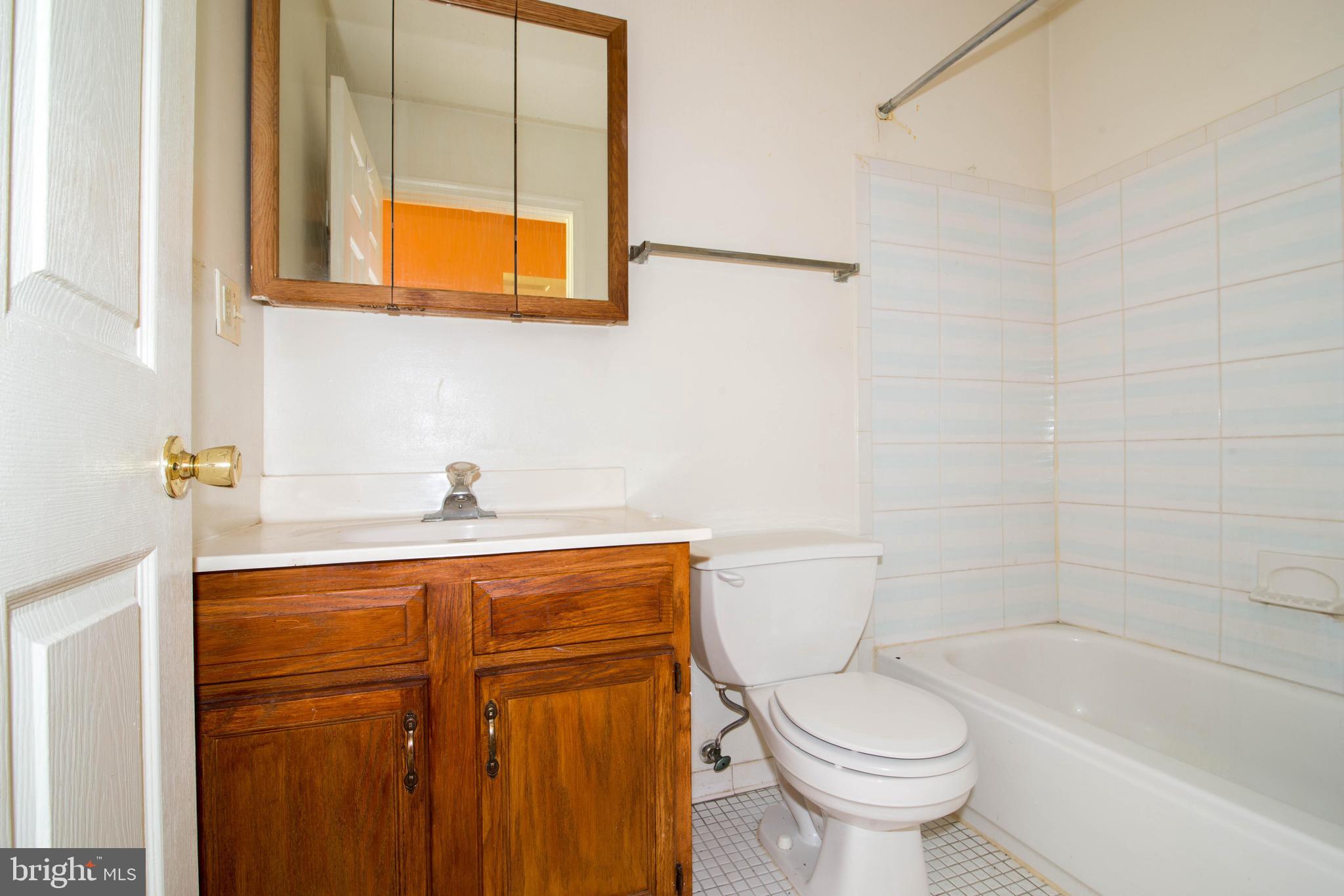 2645 Bowen Road Southeast, Unit B Washington, DC 20020 - Photo 14 of 20 Full Bath