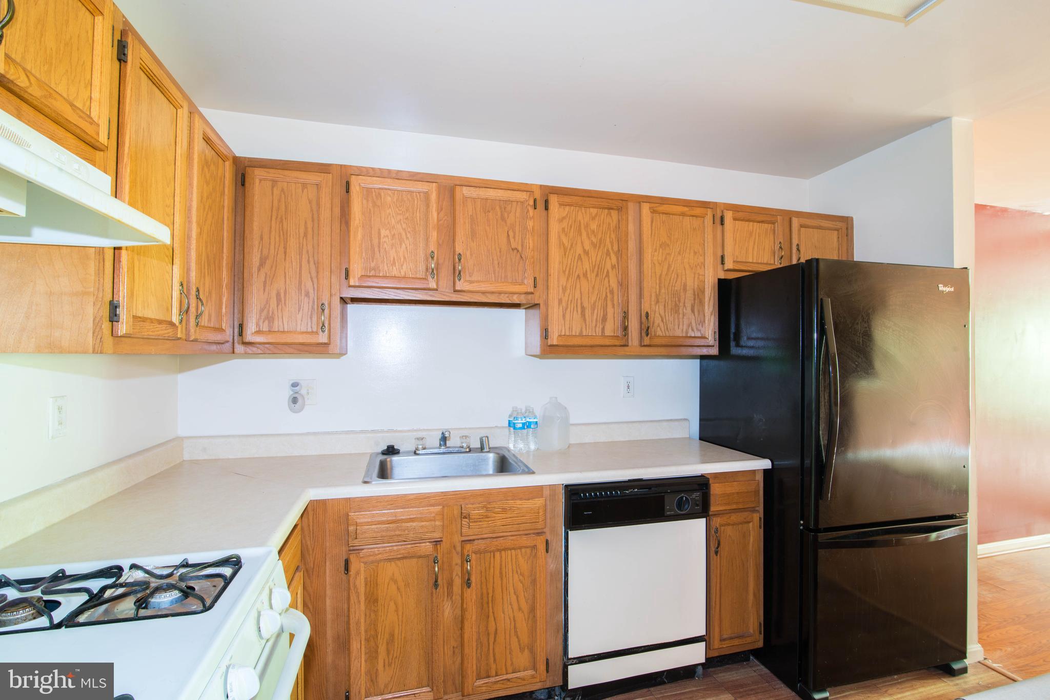 2645 Bowen Road Southeast, Unit B Washington, DC 20020 - Photo 10 of 20 Kitchen