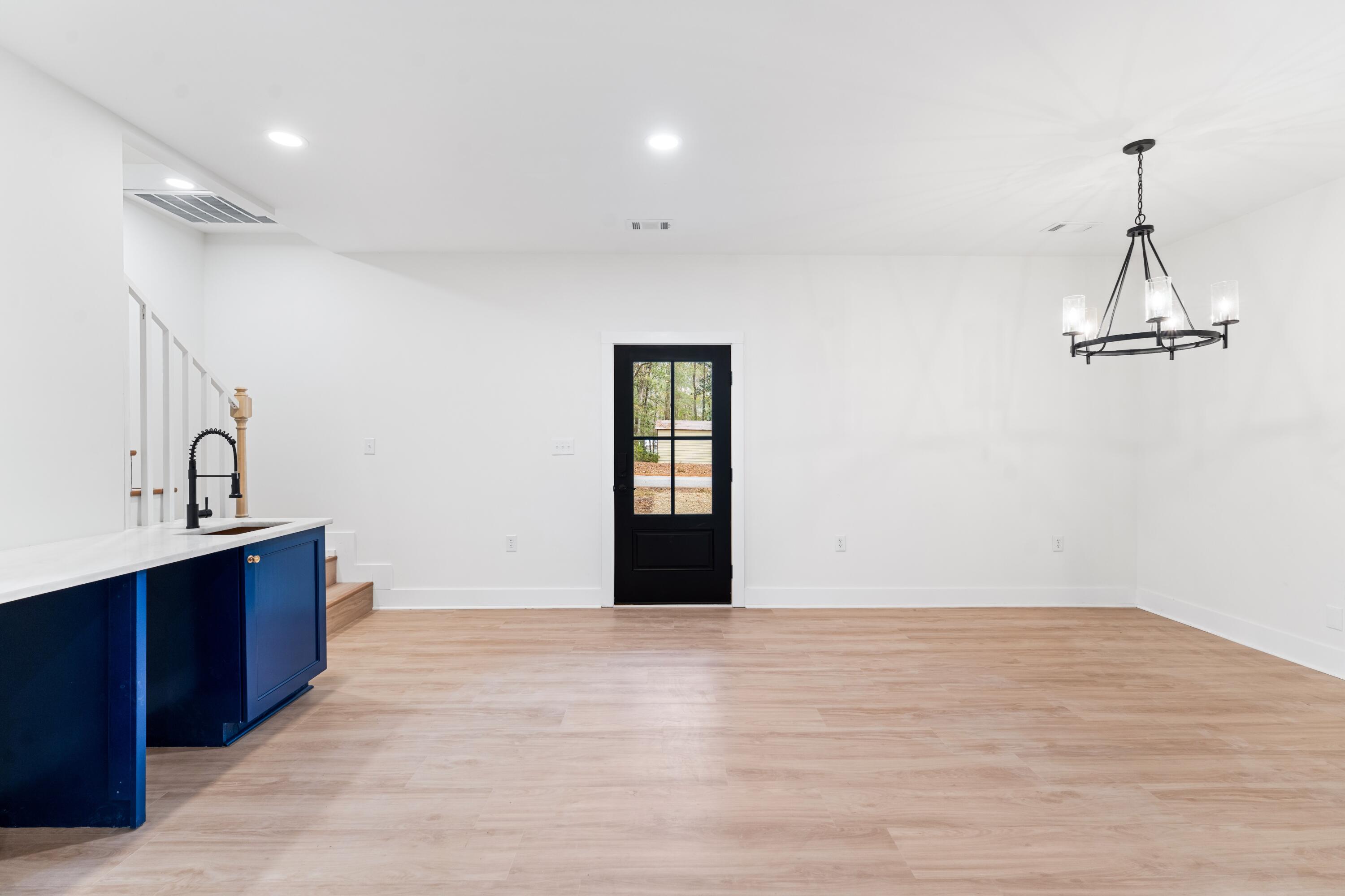 406 Center Street Walterboro, SC 29488 - Photo 18 of 43 DSC06616