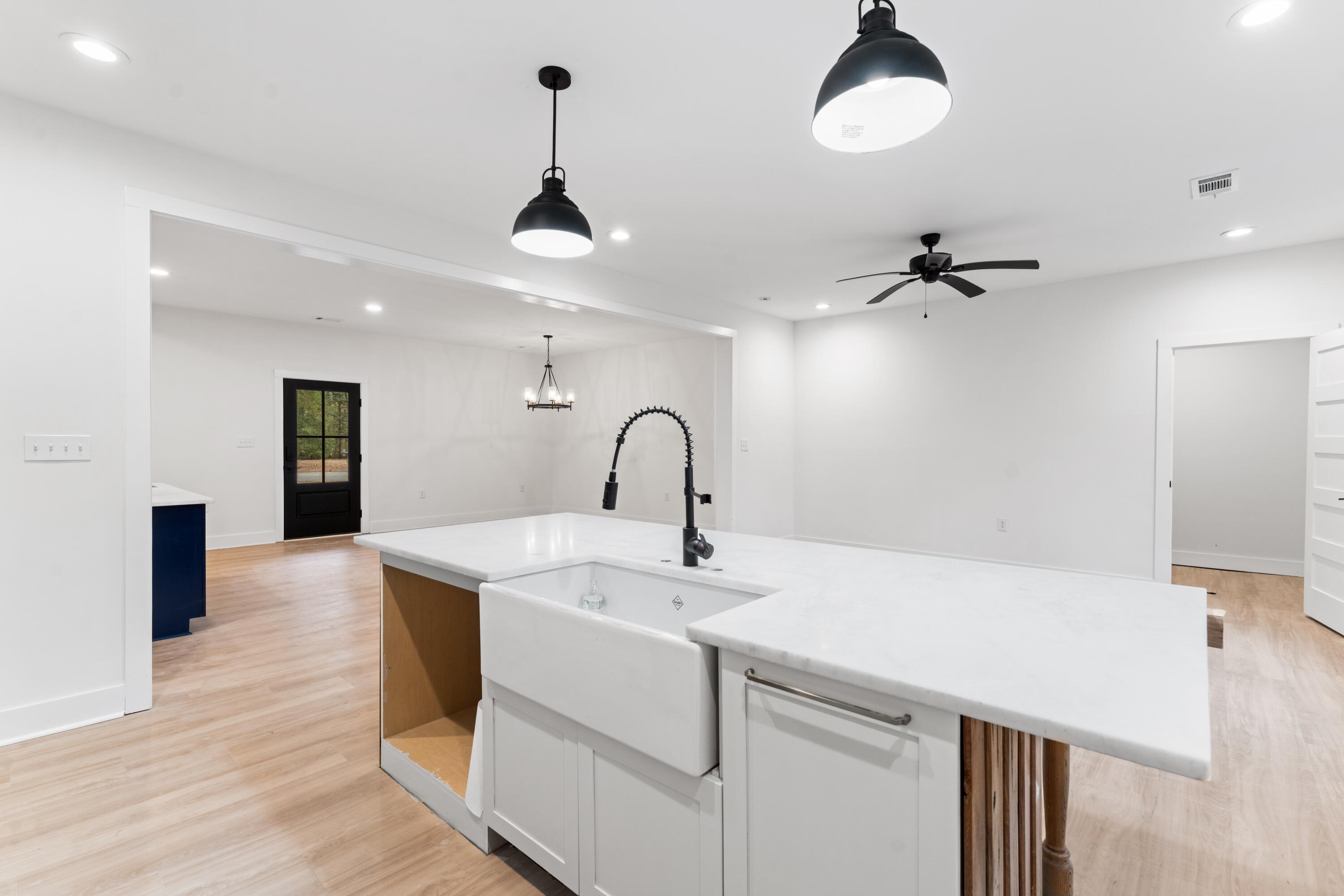 406 Center Street Walterboro, SC 29488 - Photo 26 of 43 DSC06598