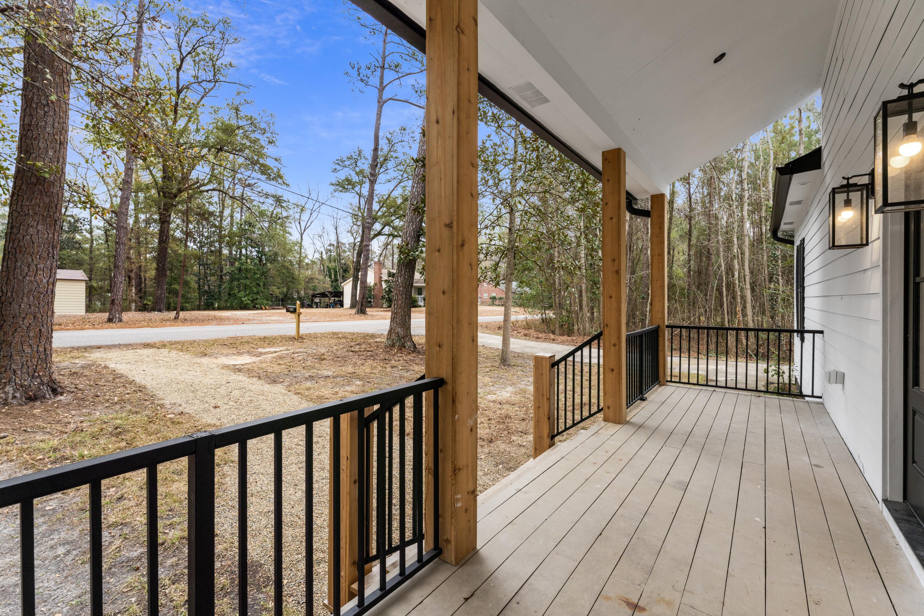 406 Center Street Walterboro, SC 29488 - Photo 5 of 43 DSC06668