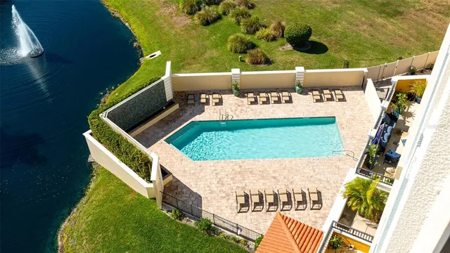 a view of an outdoor space