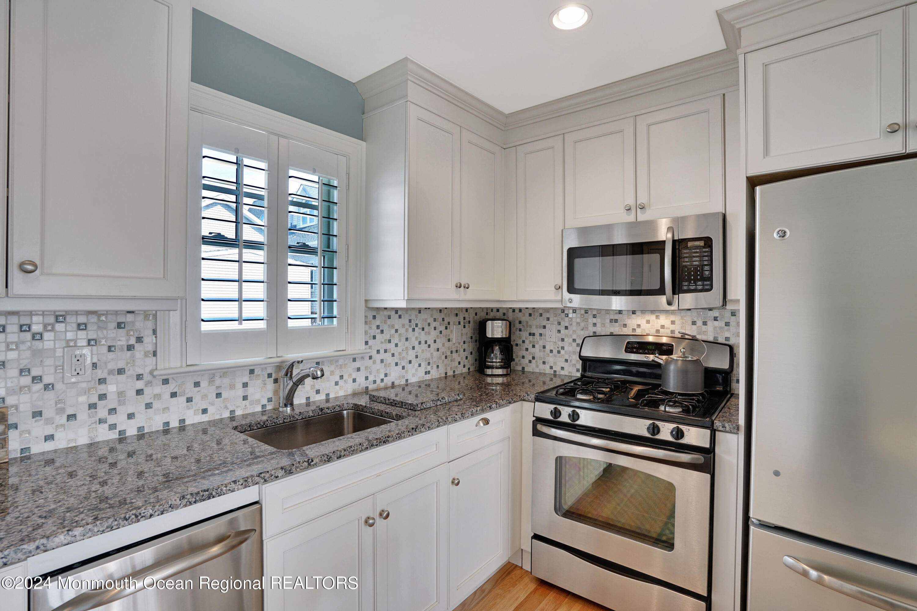 289 Beach Front Manasquan, NJ 08736 - Photo 74 of 93 014_dsc03904-dsc03908
