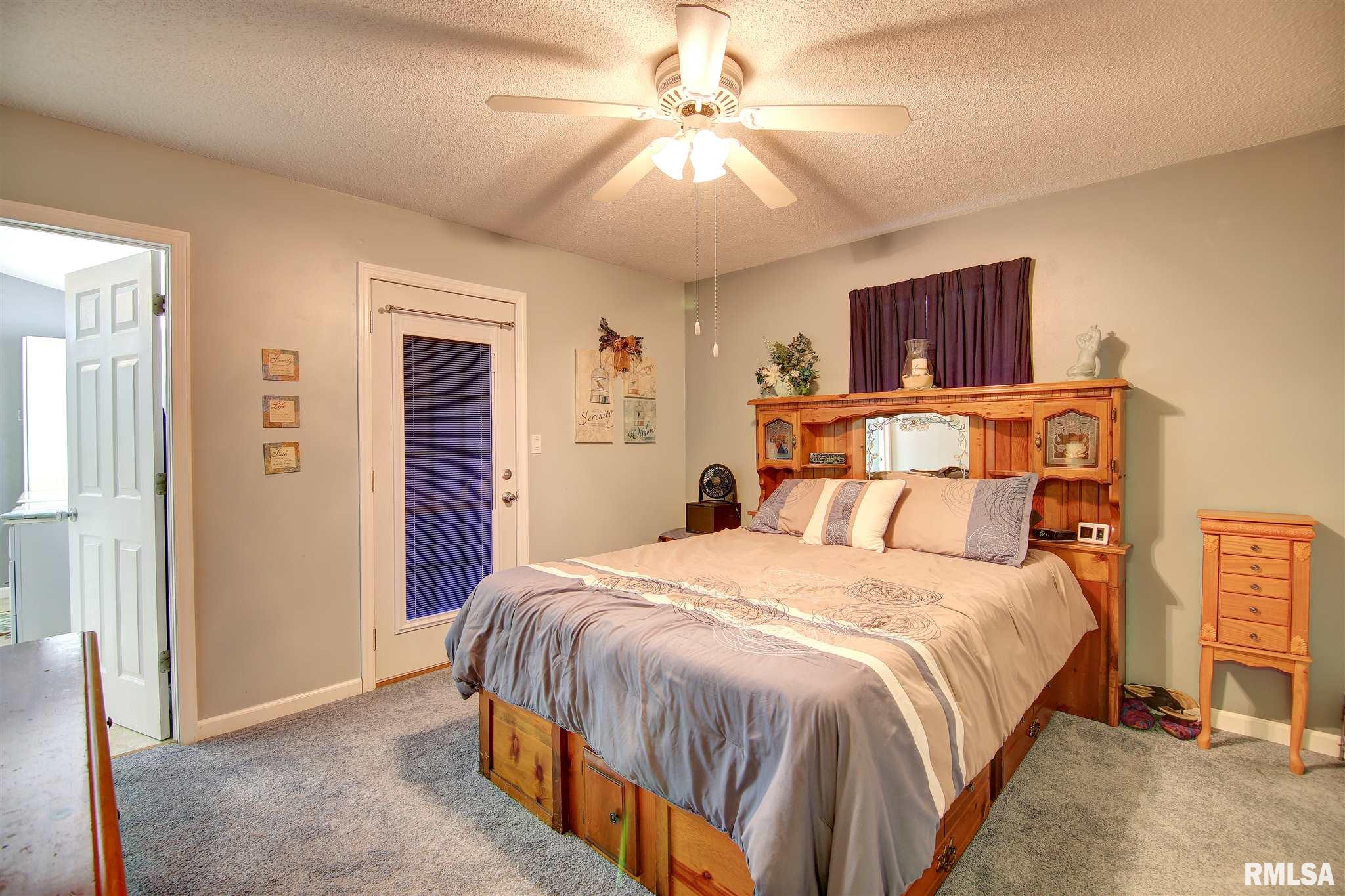 3220 North 3rd Street Clinton, IA 52732 - Photo 13 of 23 Gallery Image 13