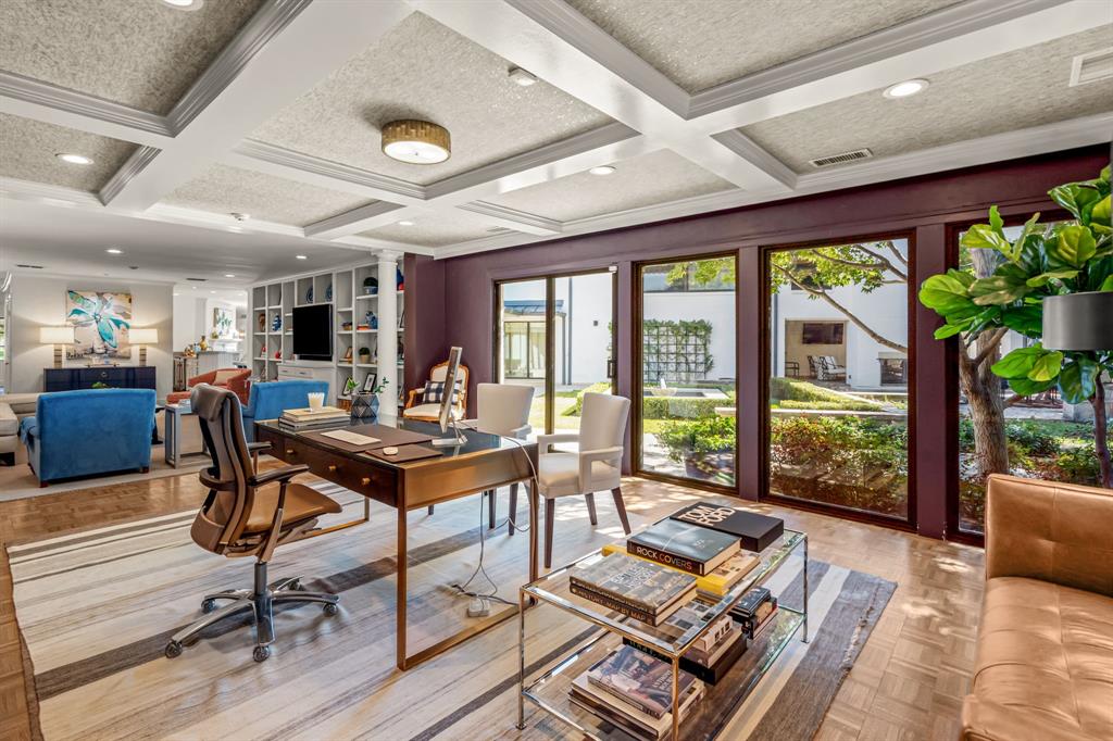 5849 Merrymount Road Westover Hills, TX 76107 - Photo 11 of 32 a work room with furniture and a potted plant