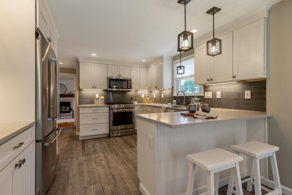 37 Newtown Road Acton, MA 01720 - Photo 13 of 35
