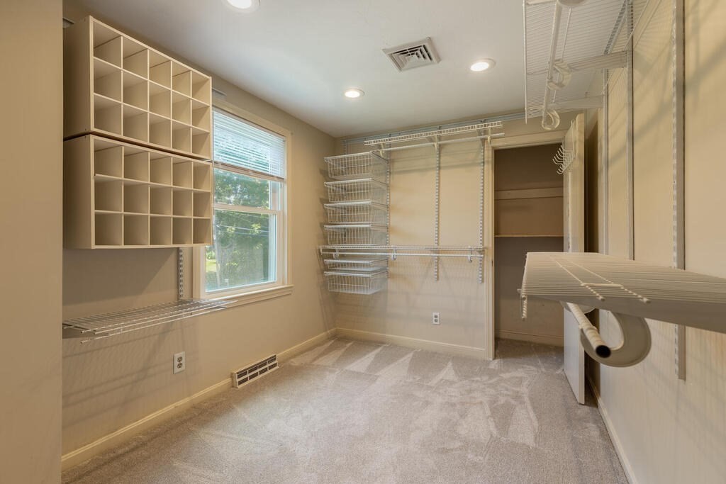 37 Newtown Road Acton, MA 01720 - Photo 26 of 35