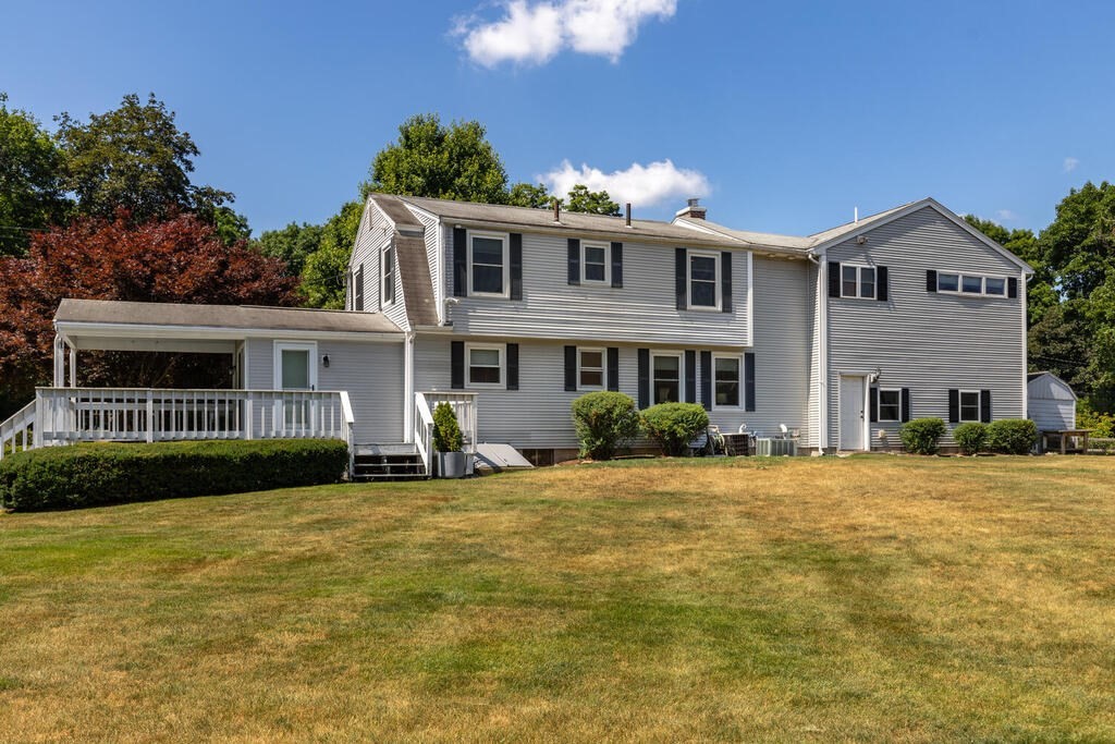 37 Newtown Road Acton, MA 01720 - Photo 32 of 35