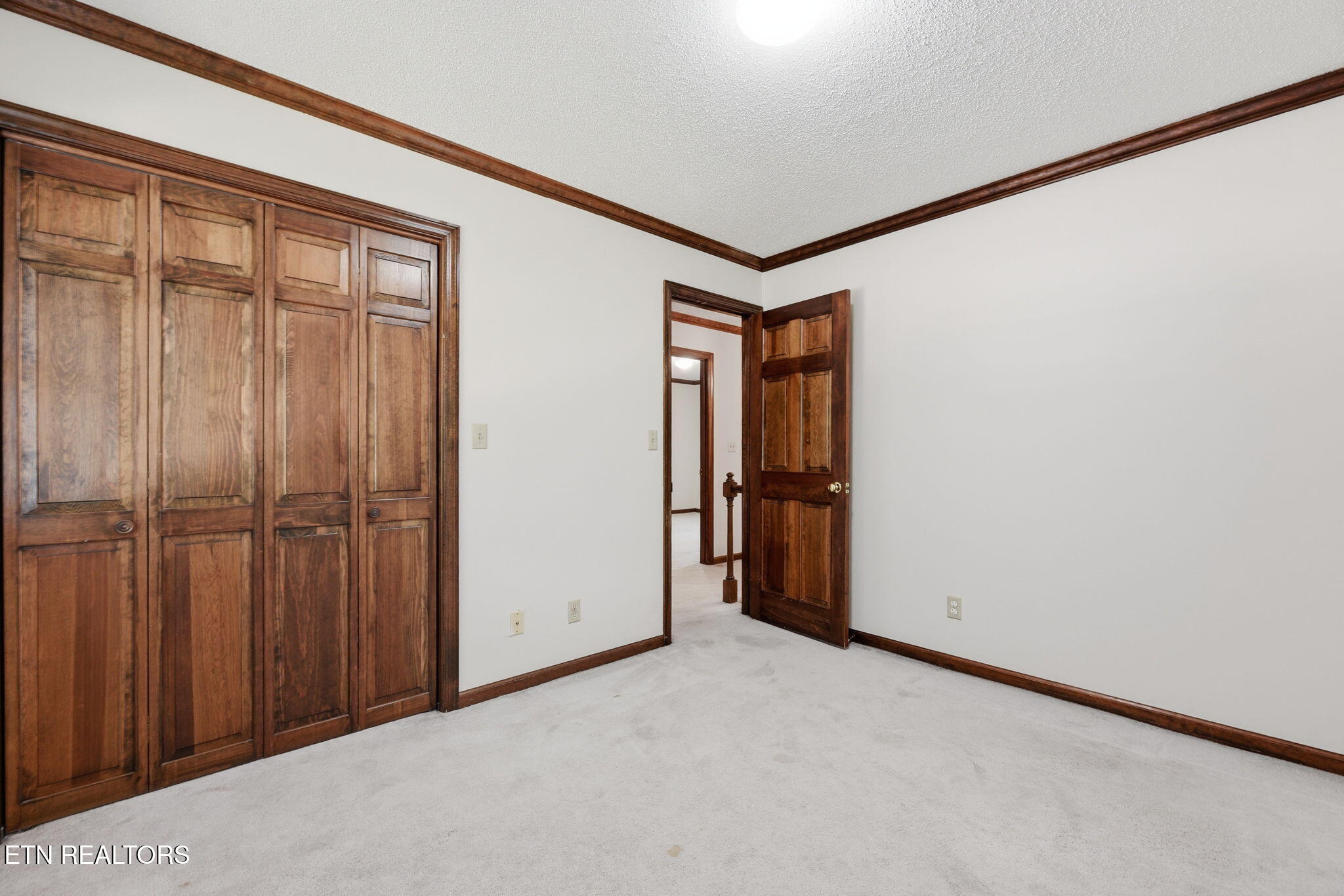 135 Claremont Road Oak Ridge, TN 37830 - Photo 34 of 49 34-web-or-mls-DSC_1265