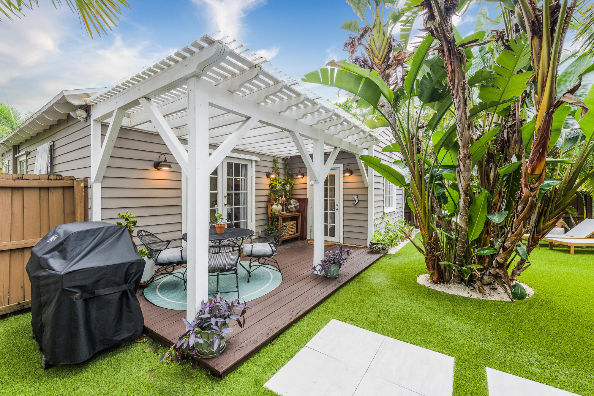 859 Sunset Road West Palm Beach, FL 33401 - Photo 7 of 29 DSC_7055-Edit