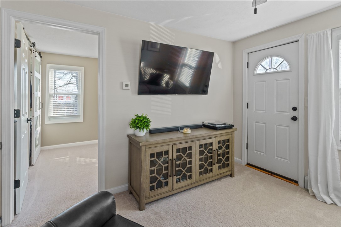 564 West Shore Road Warwick, RI 02889 - Photo 12 of 37