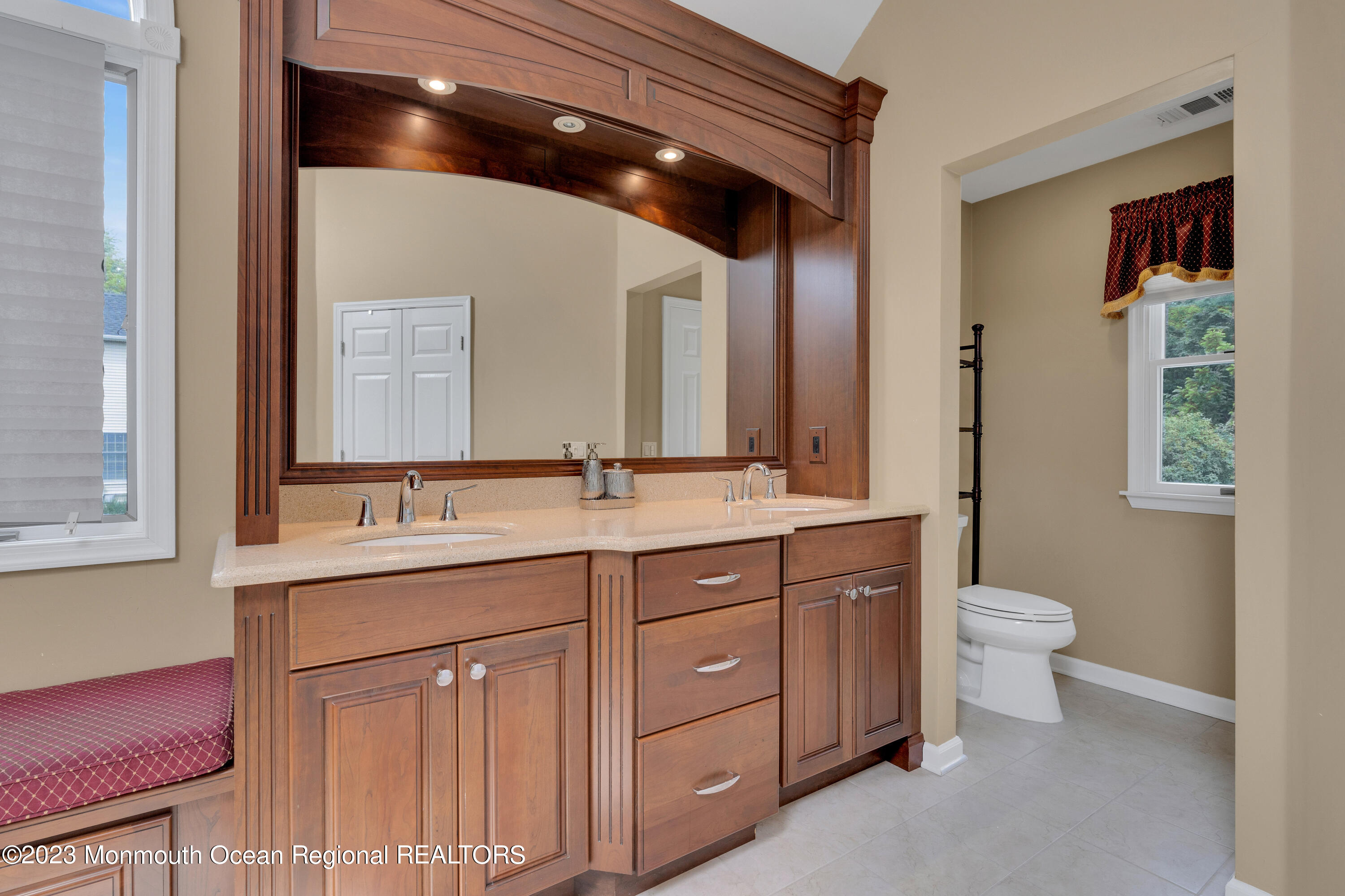 271 Bennington Road Freehold, NJ 07728 - Photo 30 of 39 040_dsc03374