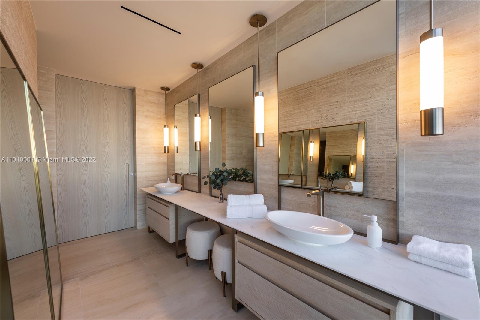 8955 Collins Avenue, Unit 701 Miami Beach, FL 33154 - Photo 9 of 25