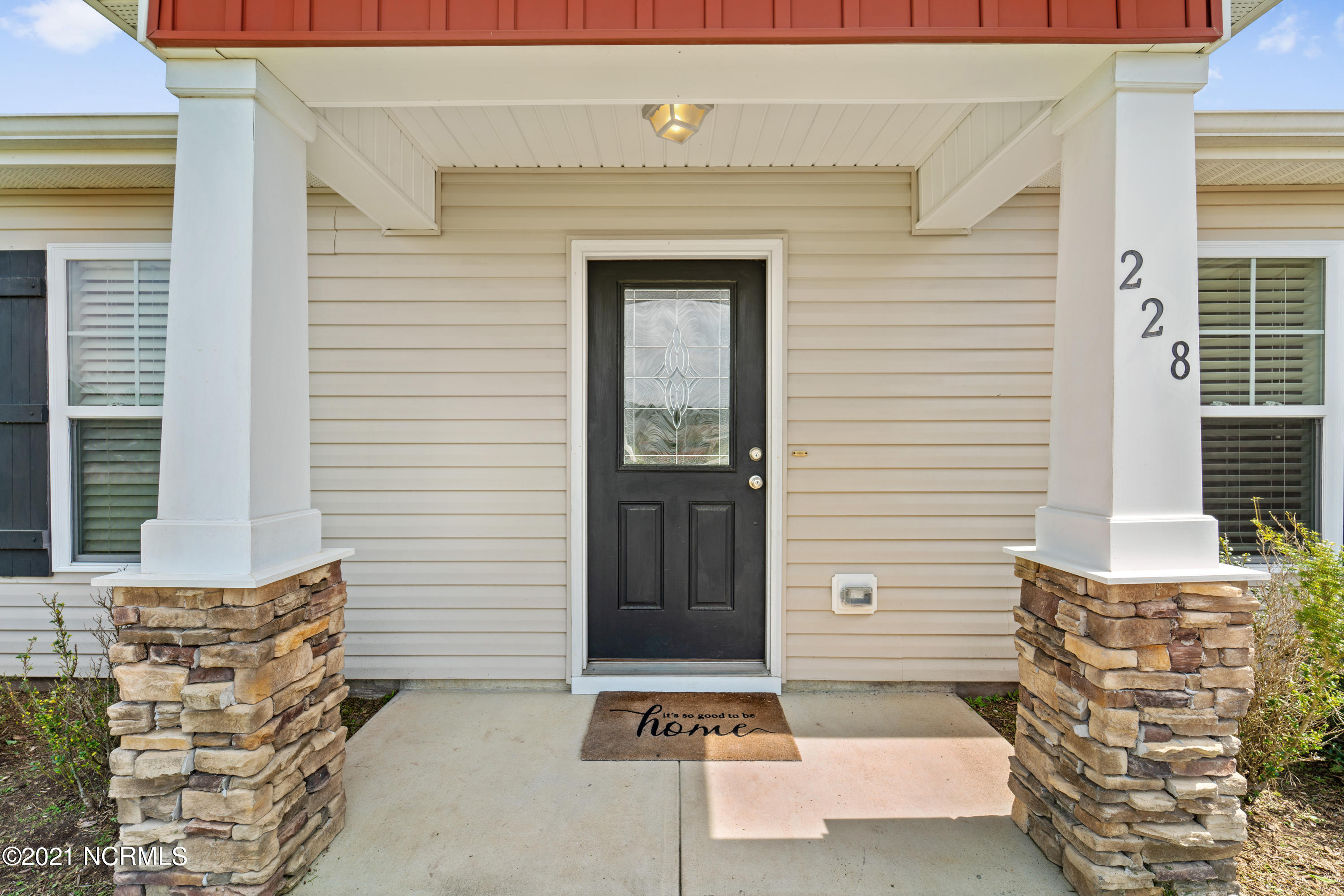 228 Merin Height Road Jacksonville, NC 28546 - Photo 11 of 44 Front