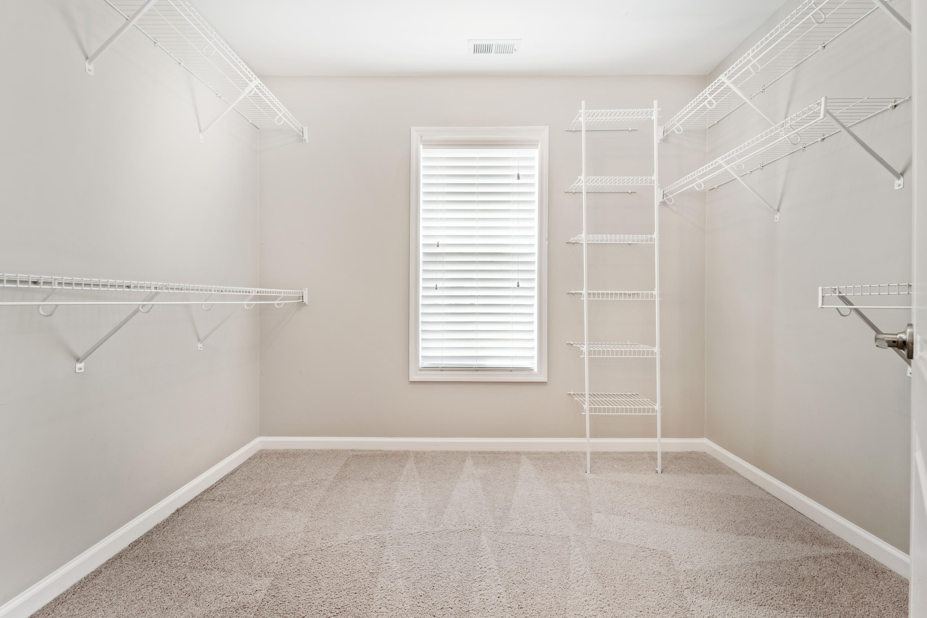 228 Merin Height Road Jacksonville, NC 28546 - Photo 34 of 44 Master Closet