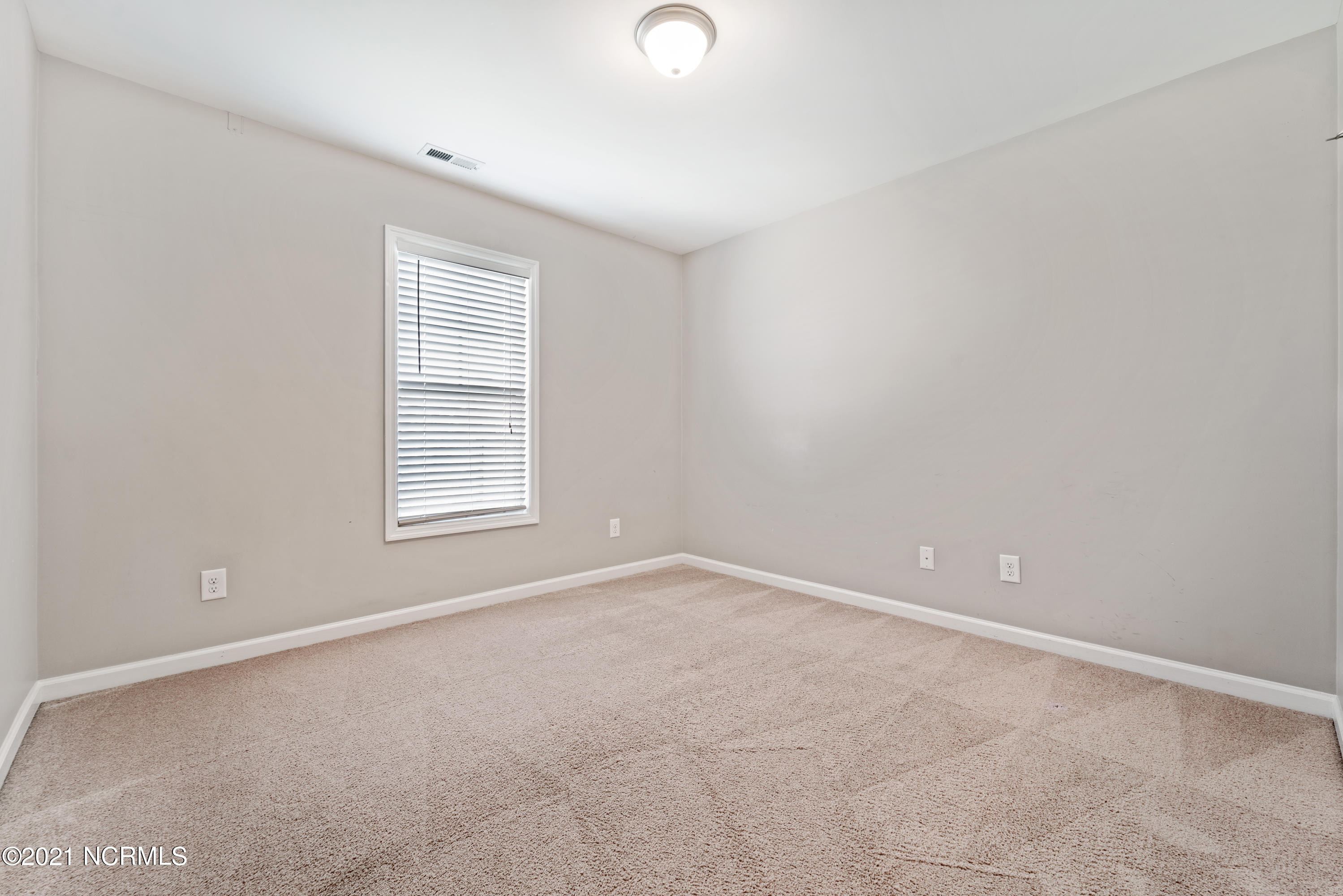 228 Merin Height Road Jacksonville, NC 28546 - Photo 39 of 44 Bedroom 3