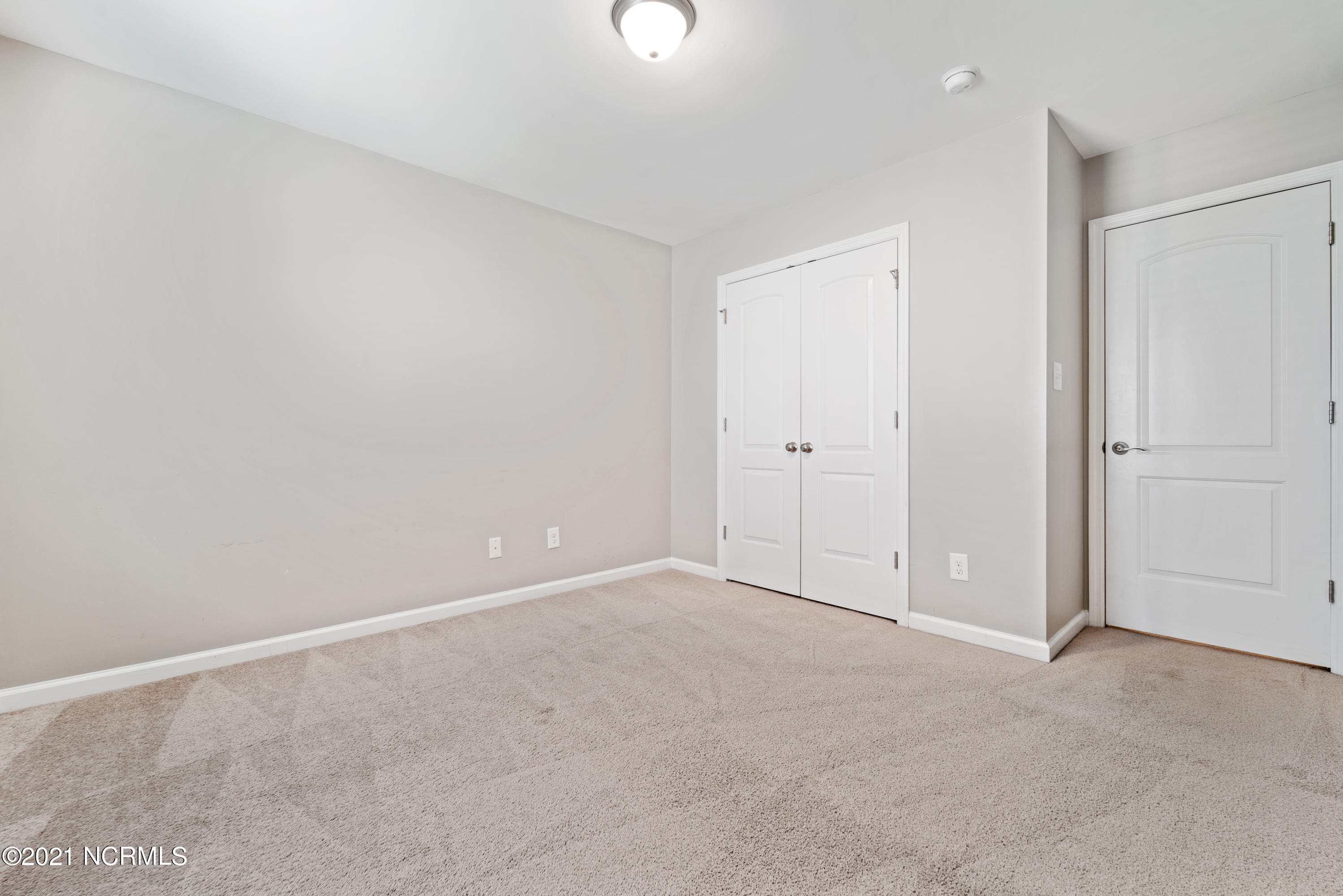228 Merin Height Road Jacksonville, NC 28546 - Photo 40 of 44 Bedroom 3