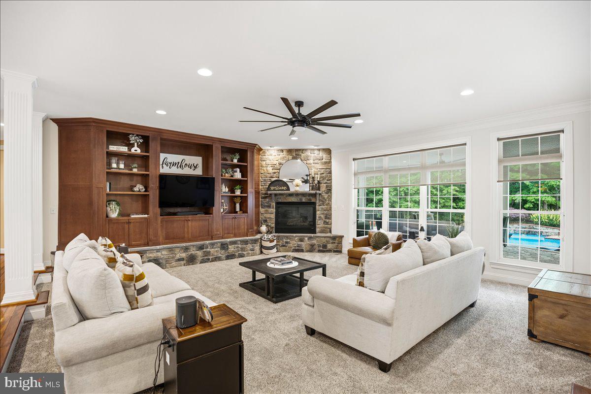 4100 Hidden Creek Road Port Republic, MD 20676 - Photo 30 of 99 Family room, propane FP and goreous built in