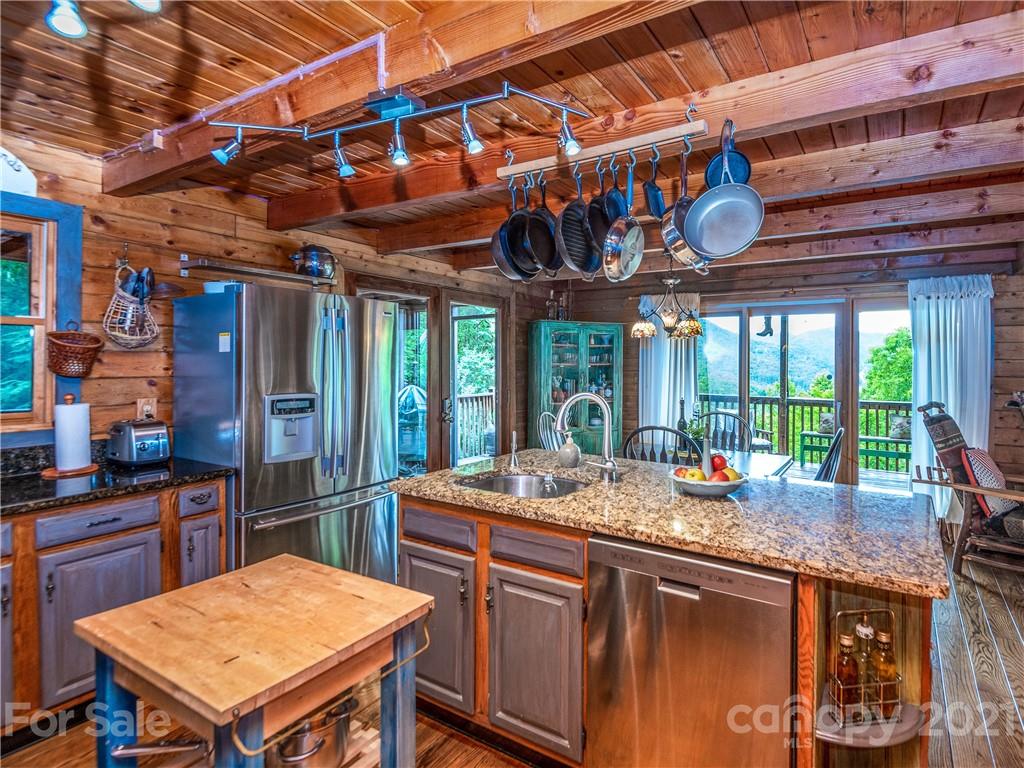 404 Timbuktu Road Sylva, NC 28779 - Photo 13 of 39 Gallery Image 13