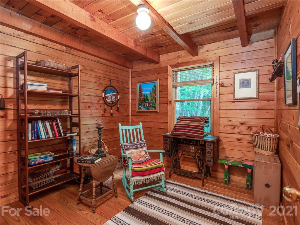 404 Timbuktu Road Sylva, NC 28779 - Photo 16 of 39 Gallery Image 16