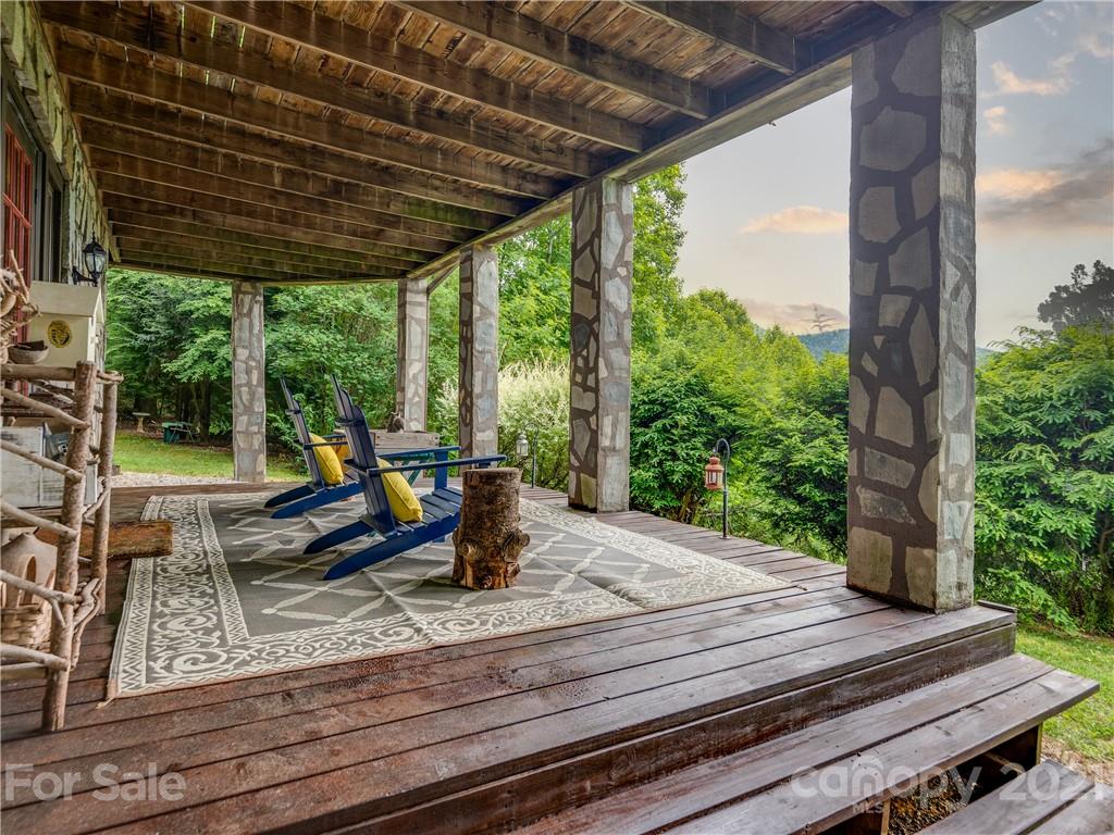 404 Timbuktu Road Sylva, NC 28779 - Photo 3 of 39 Gallery Image 3