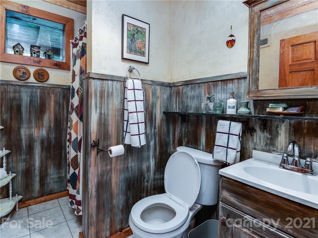 404 Timbuktu Road Sylva, NC 28779 - Photo 28 of 39 Gallery Image 28