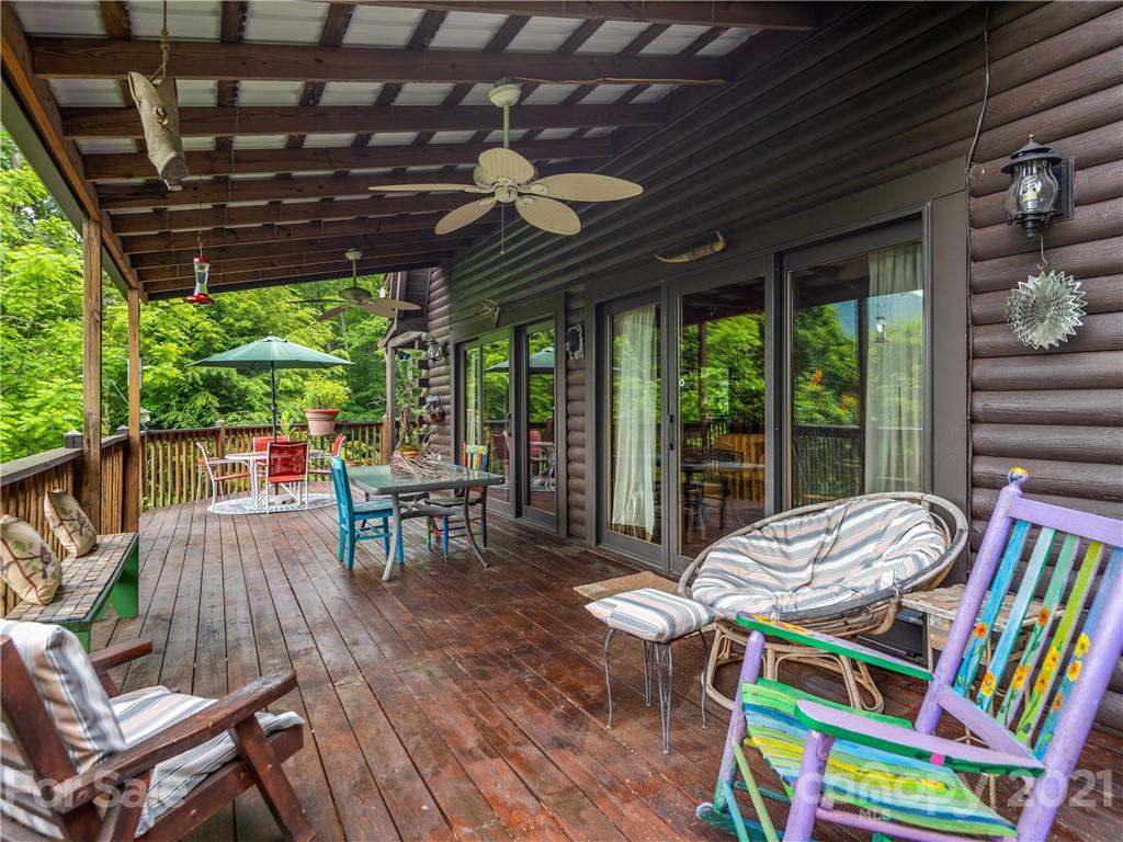 404 Timbuktu Road Sylva, NC 28779 - Photo 6 of 39 Gallery Image 6