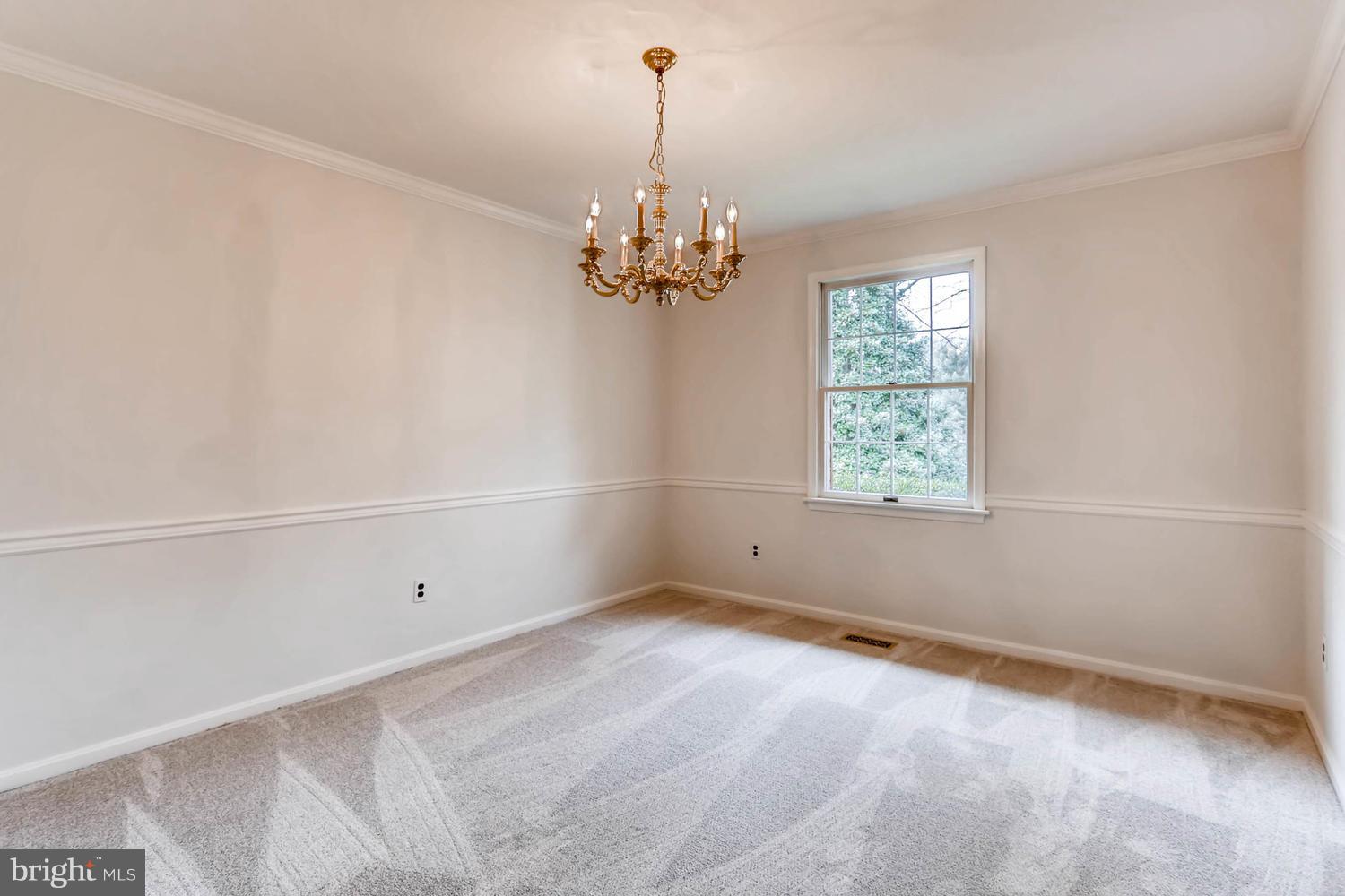 1905 Captain Kettle Road Reisterstown, MD 21136 - Photo 6 of 30 Separate dining room!