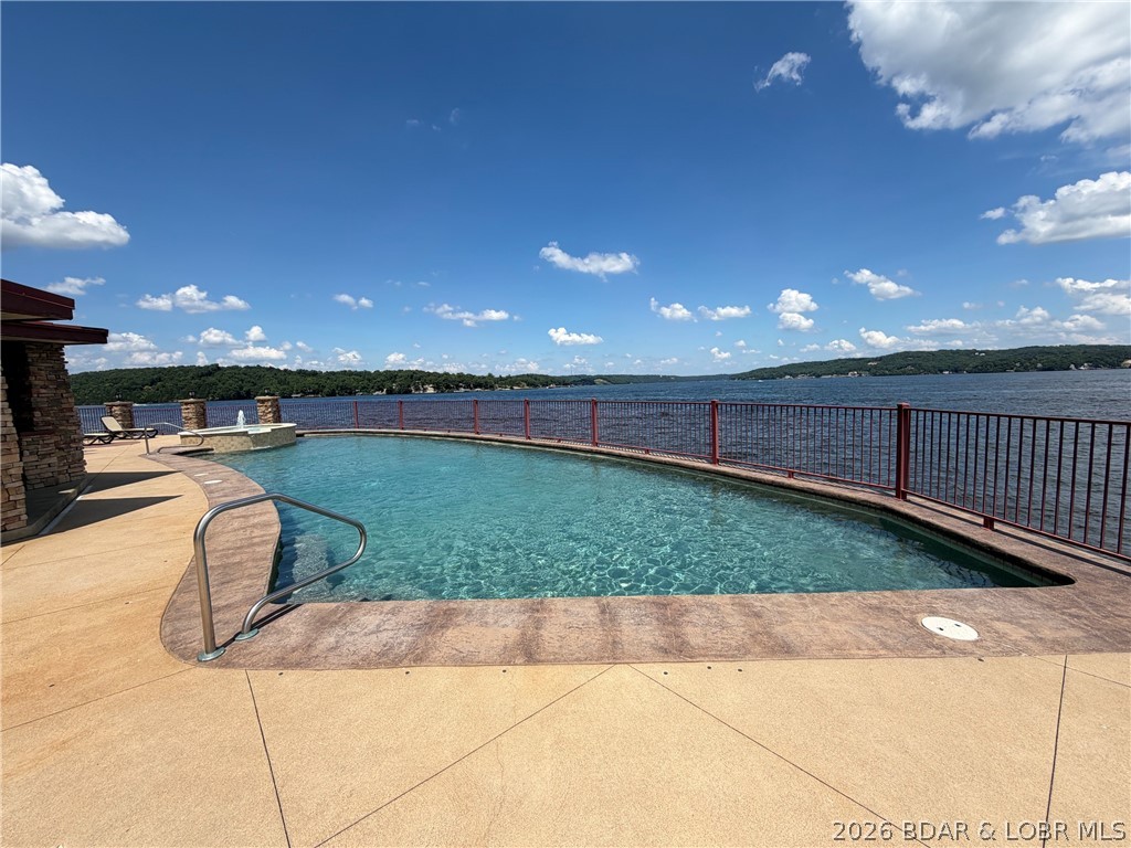 3168 Twin Rivers Point, Unit 4E Camdenton, MO 65020 - Photo 2 of 59