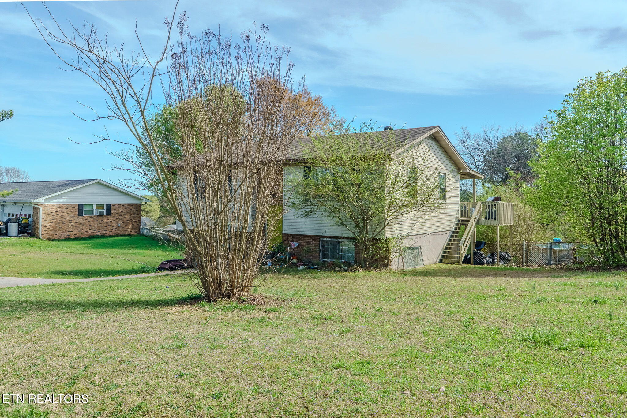 209 Crawford Street Dayton, TN 37321 - Photo 2 of 25 2