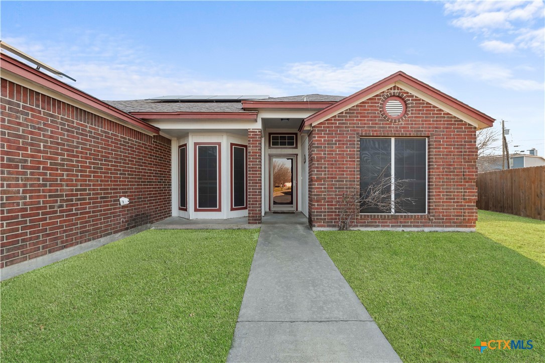3624 Rainforest Lane Killeen, TX 76549 - Photo 3 of 27 a view of a house with a yard