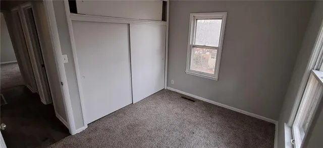 $950 | 1211 South 24th Street, St. Joseph, MO 64507